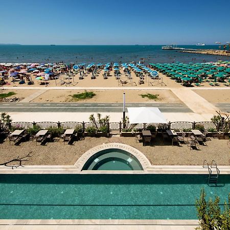 Hotel Vila 11 Драч Екстериор снимка