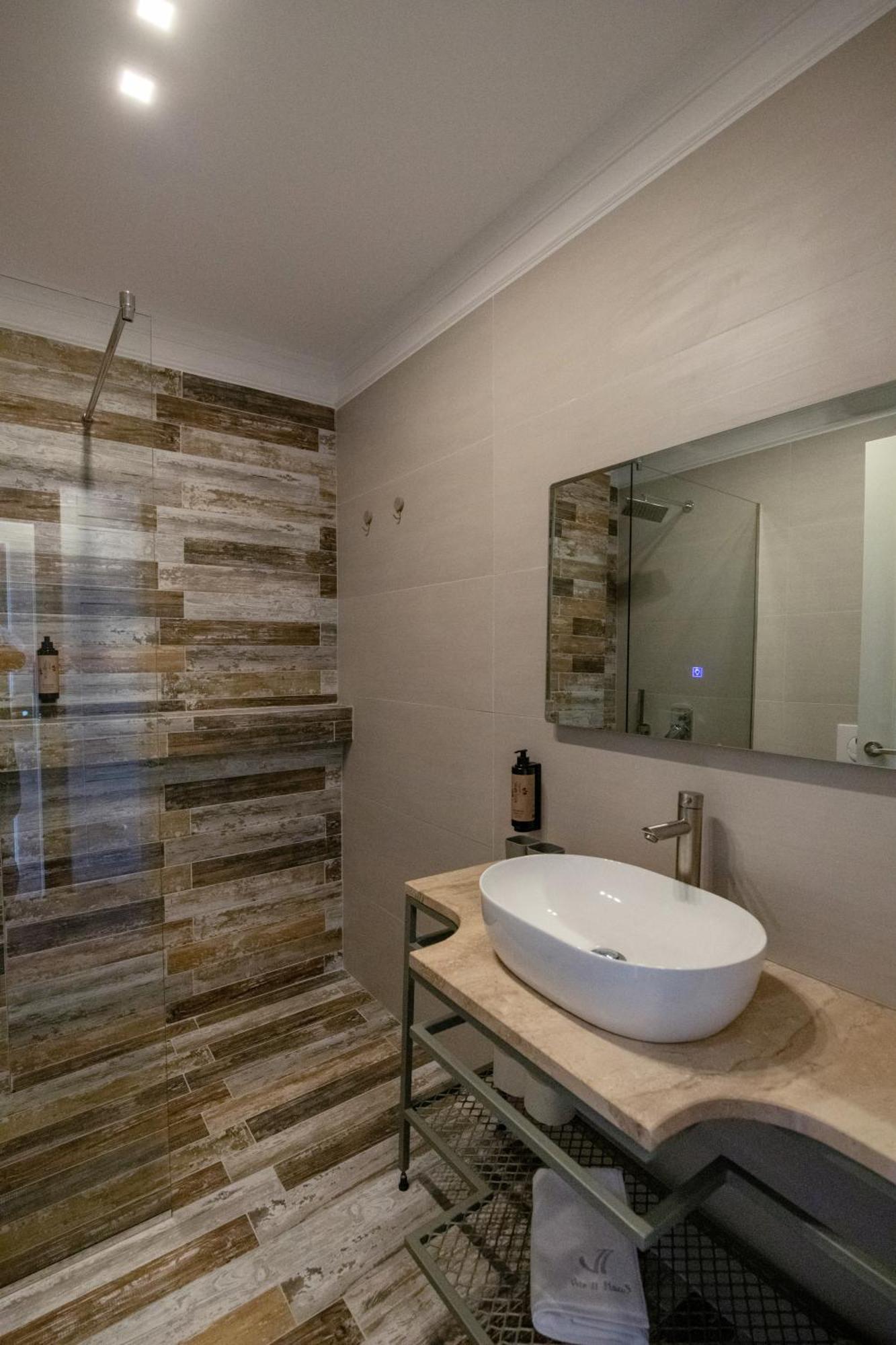 Hotel Vila 11 Драч Екстериор снимка